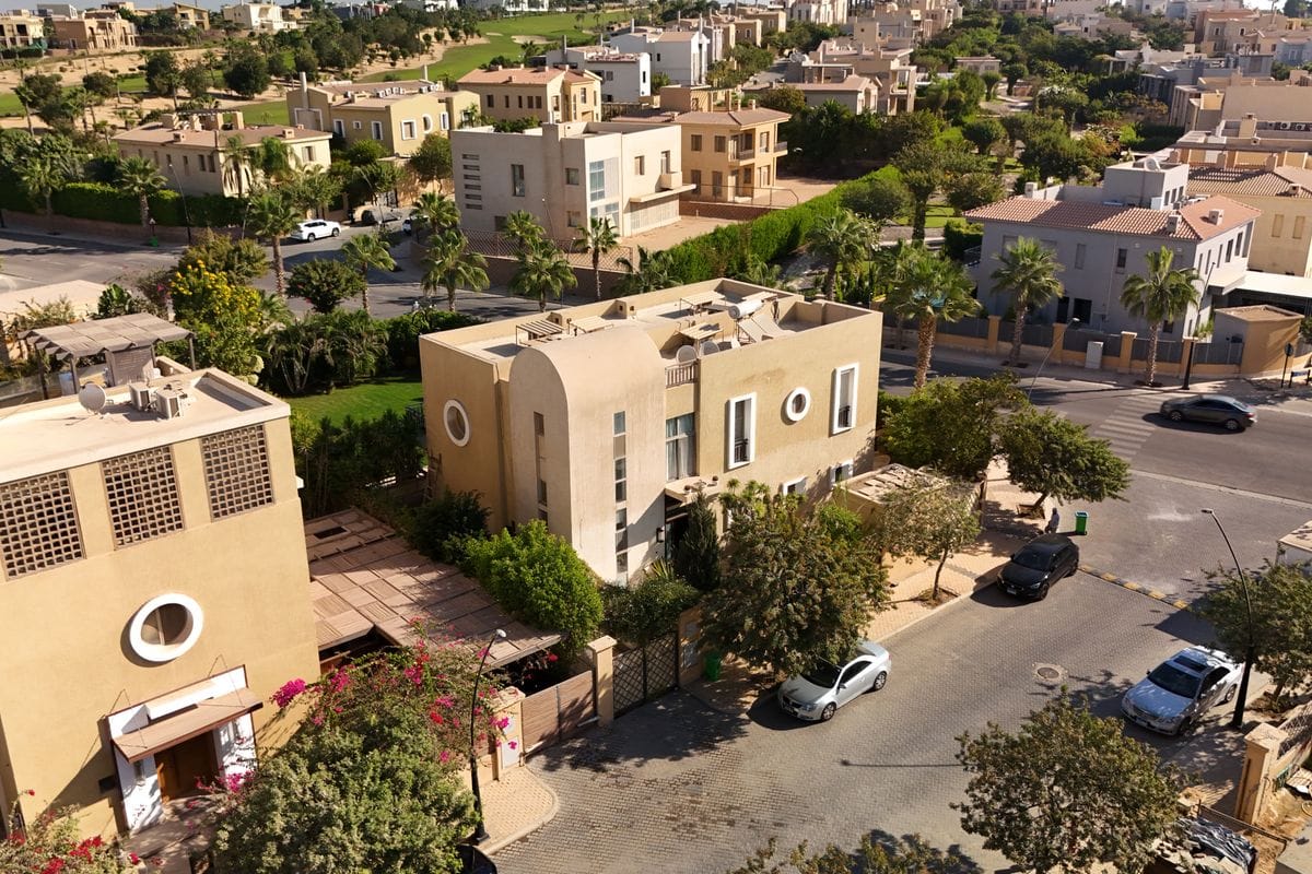 Dubai cityscape - document attestation services in Jumeirah Park by Seal & Signature